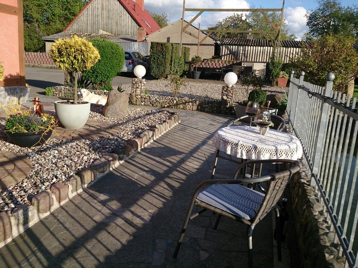Landhausidyll Ferienwohnung Grundshagen Buitenkant foto
